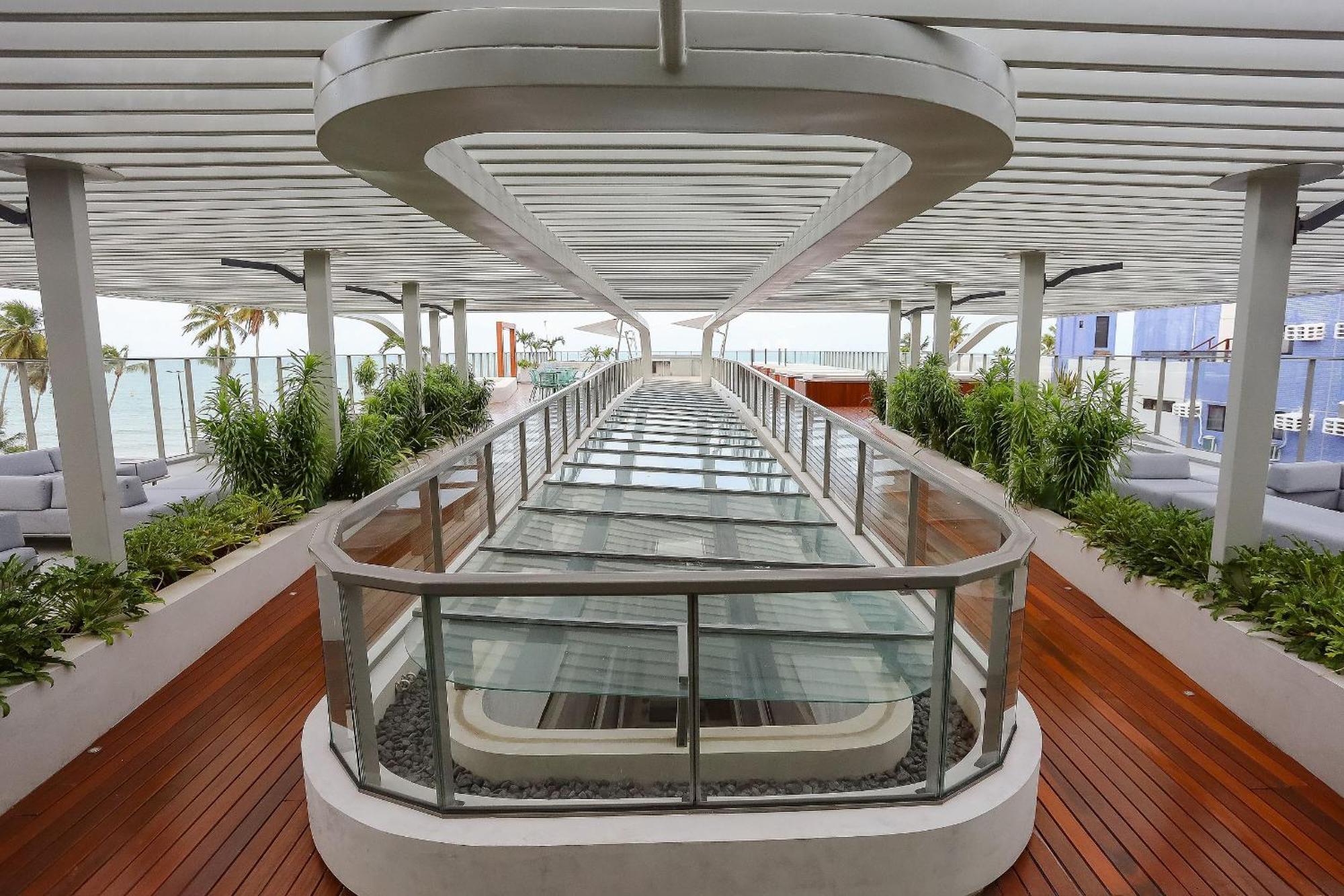 Setai Yacht Comfort Ii - By Almare